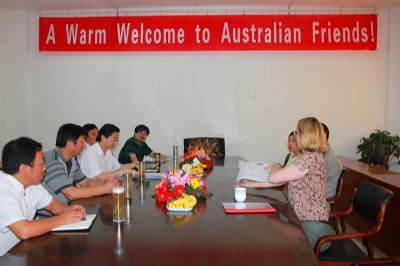 澳大利亞拉特羅布市政府官員訪問我校 澳大利亞拉特羅布市政府官員訪問我校