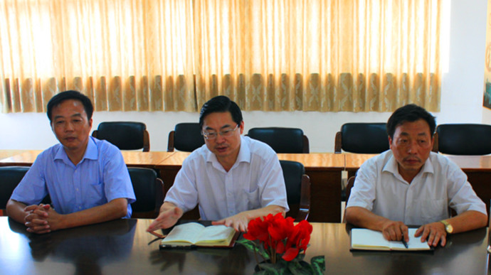 我校迎來澳大利亞外籍教師Mr.Hilton 我校迎來澳大利亞外籍教師Mr.Hilton