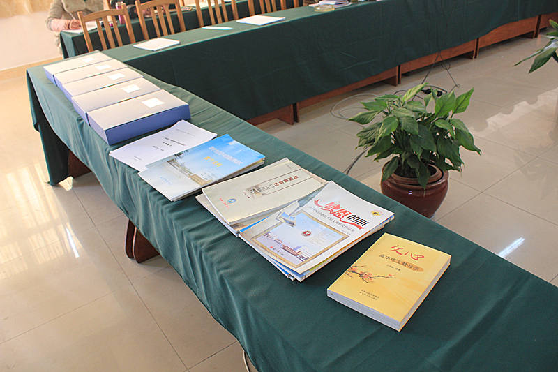 國家級(jí)課題中期評(píng)估會(huì)在泰州實(shí)驗(yàn)中學(xué)舉行 國家級(jí)課題中期評(píng)估會(huì)在泰州實(shí)驗(yàn)中學(xué)舉行