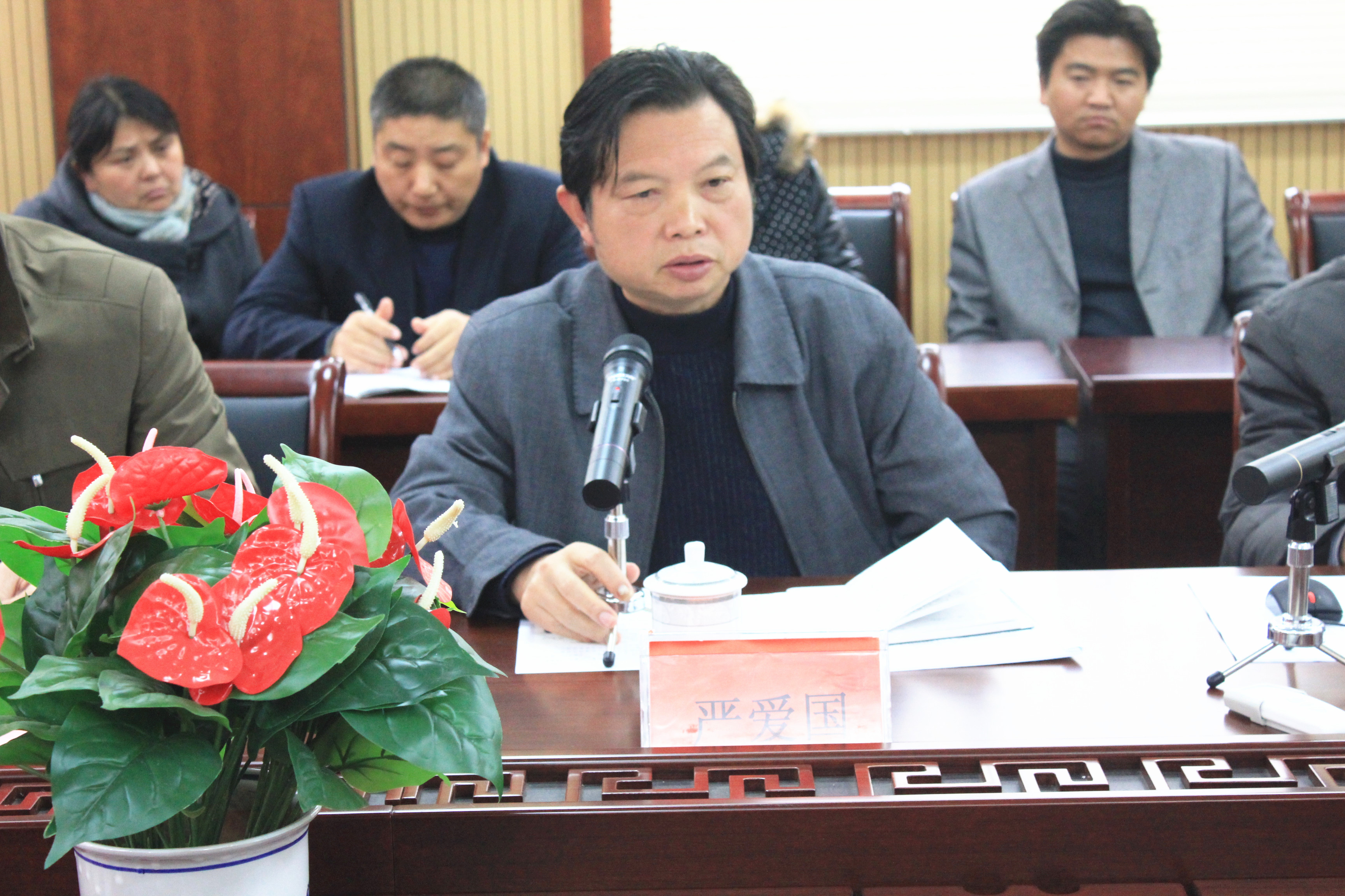 我校成功舉行黨建研究市級(jí)重點(diǎn)立項(xiàng)課題階段匯報(bào)會(huì) 我校成功舉行黨建研究市級(jí)重點(diǎn)立項(xiàng)課題階段匯報(bào)會(huì)