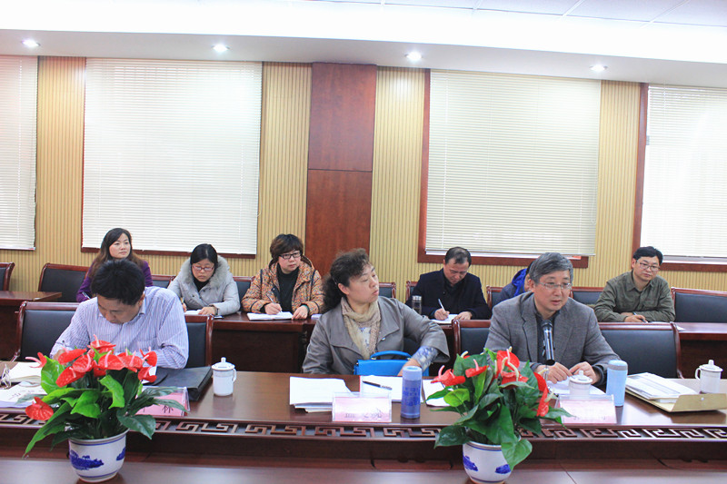 省教育廳專(zhuān)家組來(lái)校視導(dǎo)調(diào)研醫(yī)藥生態(tài)園綜合實(shí)踐省級(jí)課程基地