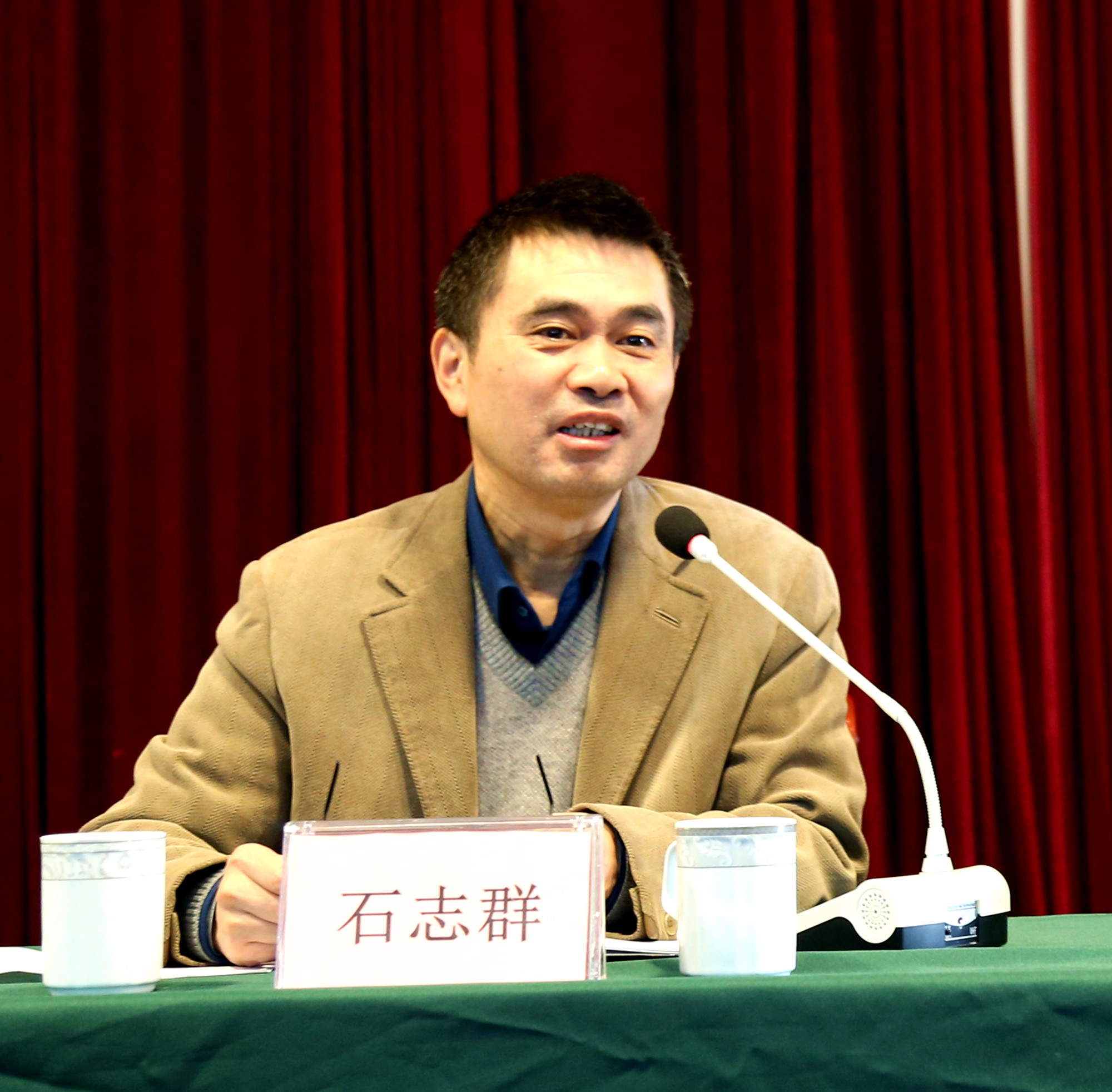 我校舉行“如何進(jìn)行有效教學(xué)”專題培訓(xùn)會 我校舉行“如何進(jìn)行有效教學(xué)”專題培訓(xùn)會