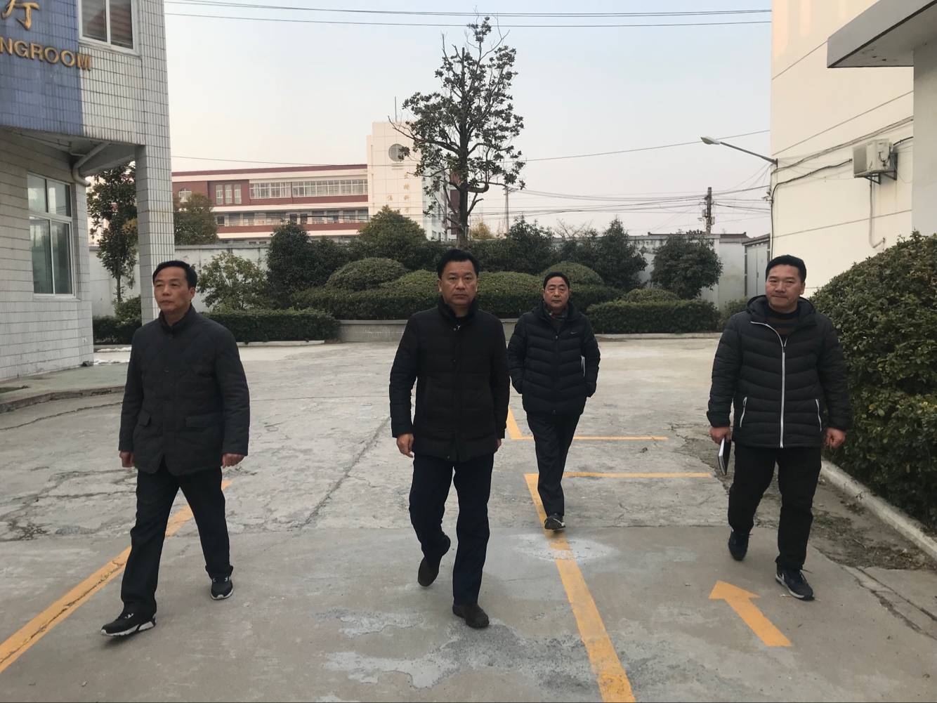 校領(lǐng)導(dǎo)帶隊開展寒假安全隱患排查 校領(lǐng)導(dǎo)帶隊開展寒假安全隱患排查