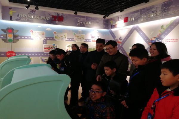 泰州實(shí)驗(yàn)中學(xué)舉行2018年素質(zhì)教育“5+2”工程區(qū)域展示活動(dòng) 泰州實(shí)驗(yàn)中學(xué)舉行2018年素質(zhì)教育“5+2”工程區(qū)域展示活動(dòng)