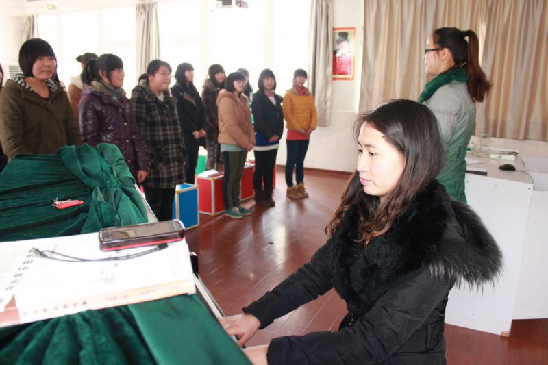 泰州實驗中學(xué)“繪聲”歌唱社團(tuán)正式成立 泰州實驗中學(xué)“繪聲”歌唱社團(tuán)正式成立