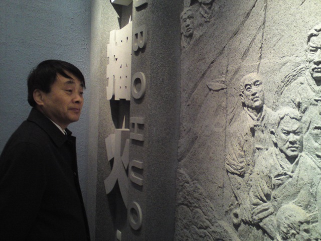 緬懷革命先烈，弘揚(yáng)民族精神—3月30日泰州實(shí)驗(yàn)中學(xué)清明節(jié)祭掃活動