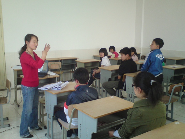 初中語文組開展“天籟軒”社團活動 初中語文組開展“天籟軒”社團活動