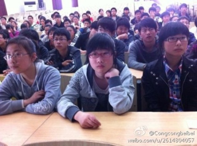 我校組織學(xué)生觀看泰州市首屆高中學(xué)生辯論賽決賽網(wǎng)絡(luò)視頻 我校組織學(xué)生觀看泰州市首屆高中學(xué)生辯論賽決賽網(wǎng)絡(luò)視頻