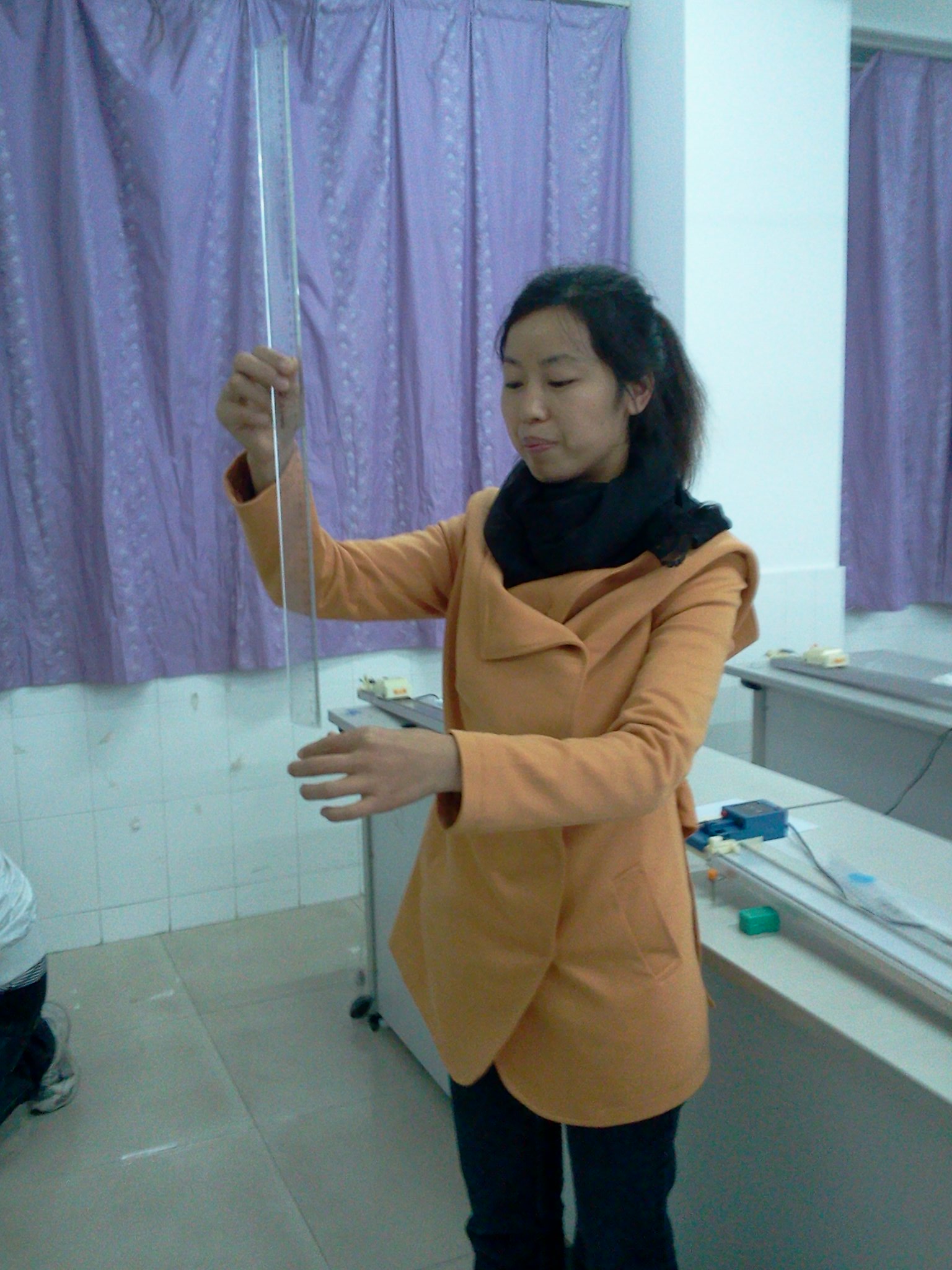 “愛因思維”社團活動——測測你的反應時間 “愛因思維”社團活動——測測你的反應時間