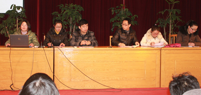 團委2012-2013學(xué)年度第二學(xué)期團支部例會勝利召開 團委2012-2013學(xué)年度第二學(xué)期團支部例會勝利召開