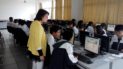 泰州實(shí)驗(yàn)中學(xué)網(wǎng)上祭英烈活動? 泰州實(shí)驗(yàn)中學(xué)網(wǎng)上祭英烈活動?