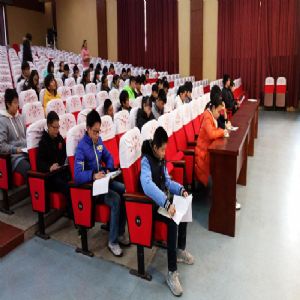 我校團(tuán)委召開團(tuán)支部例會(huì) 我校團(tuán)委召開團(tuán)支部例會(huì)