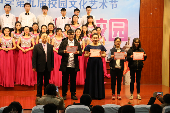 唱響紅色經(jīng)典傳承愛國精神追逐時代夢想 唱響紅色經(jīng)典傳承愛國精神追逐時代夢想